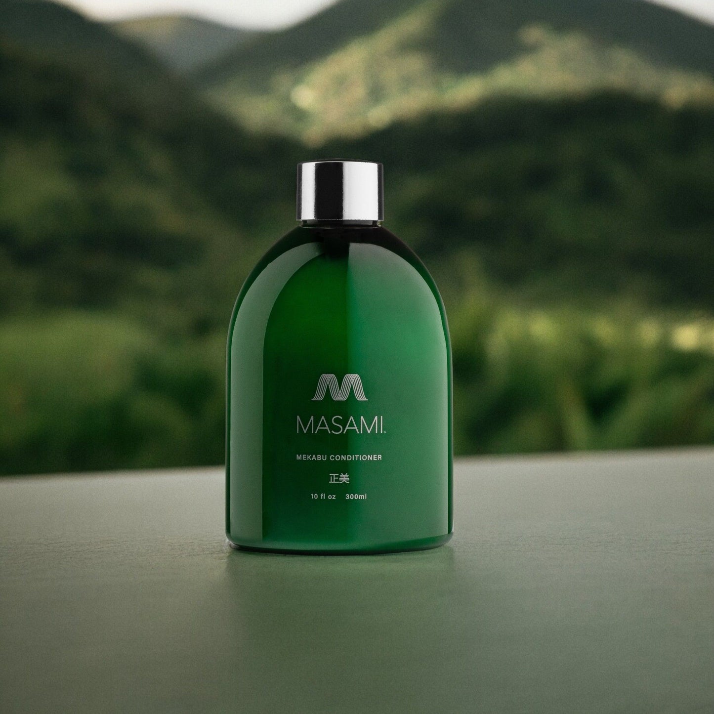 Masami Mekabu Hydrating Conditioner mountain backdrop