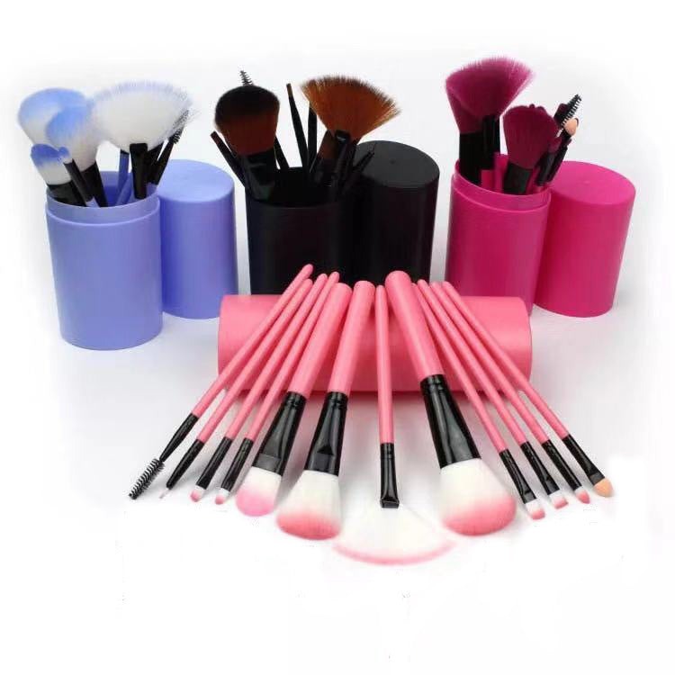 12-Piece Makeup Brush Set Available in Several Colors